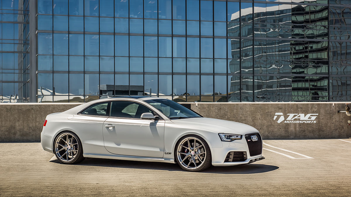 Matte Suzuka Grey RS5 on 21