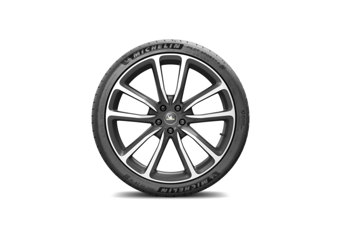 Michelin Pilot Sport 4S Tires - 22
