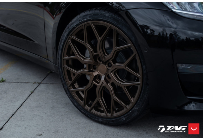 Model y hot sale 22 wheels