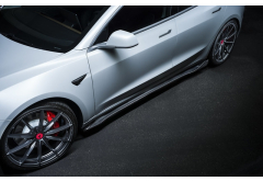Vorsteiner VOLTA Aero Model 3 Side Skirt in Carbon Fiber