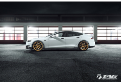 NOVITEC Carbon Fiber Side Panels for Tesla Model S