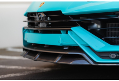 Urban 2-Piece Visual Carbon Lower Front Bumper Apron for Lamborghini Urus S