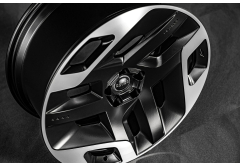 KAHN Design 24" Type 33 Forged Wheels for 22+ Range Rover