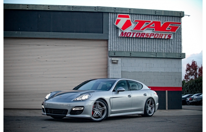 12 PORSCHE PANAMERA TURBO