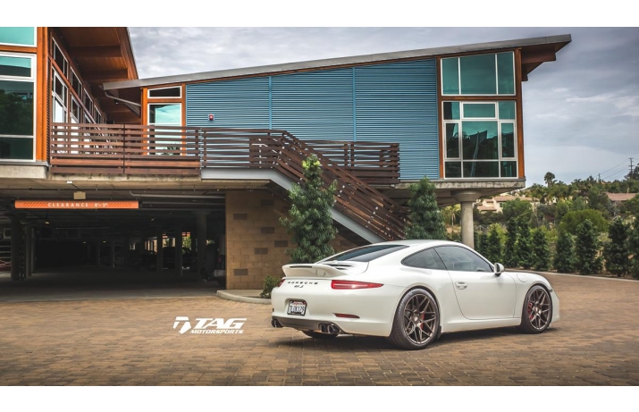 13' PORSCHE 991 ON HRE FF01