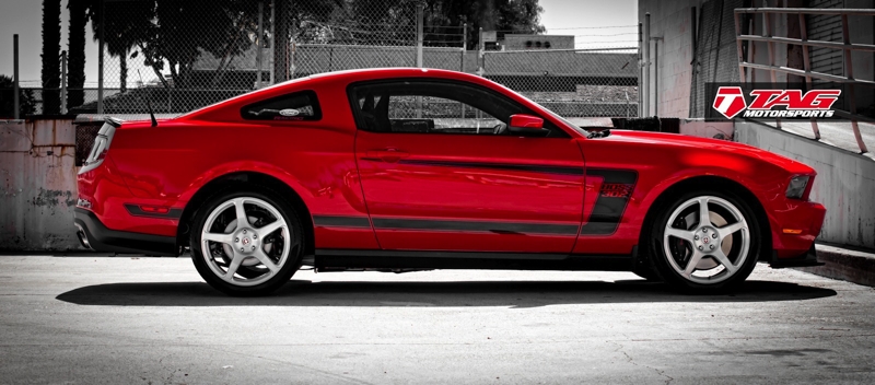 14' BOSS 302 MUSTANG ON 19" HRE P45S