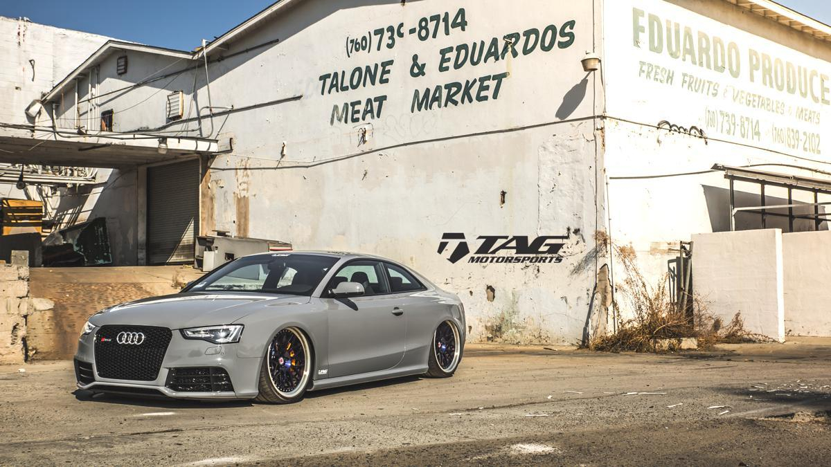 14 RS5 ON HRE 300 CLASSICS