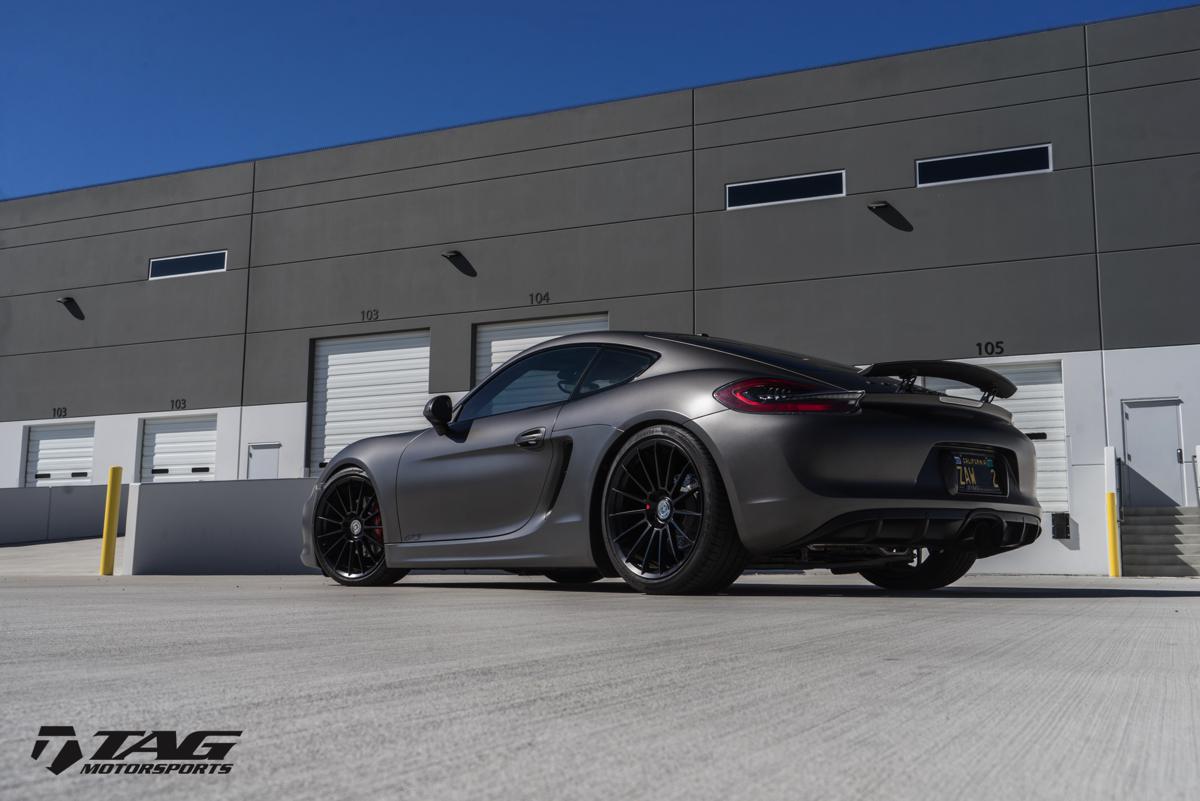 16' Cayman on FlowForm FF15 Wheels