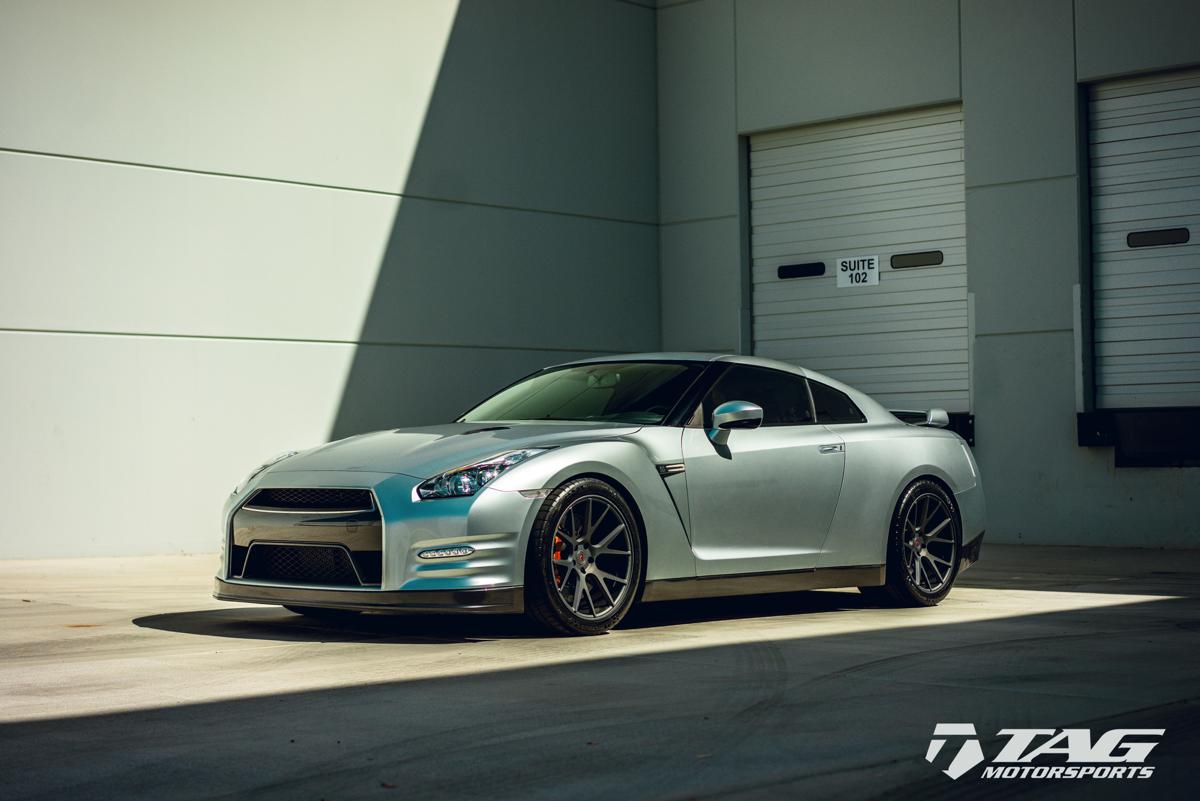 16' GTR on Vossen Wheels