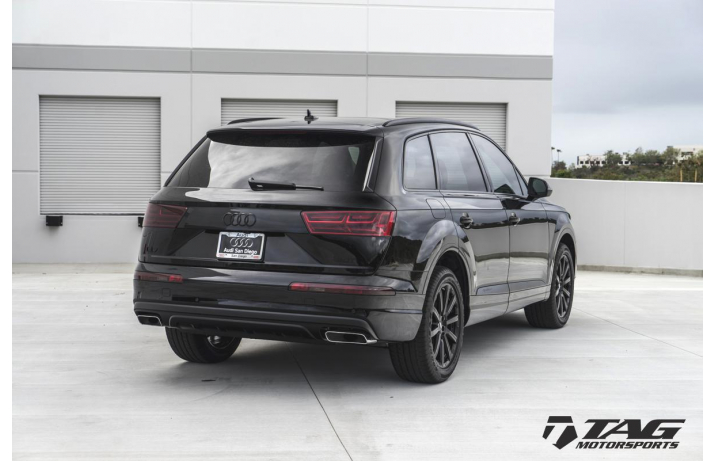 17' Q7 BLACKOUT PACKAGE