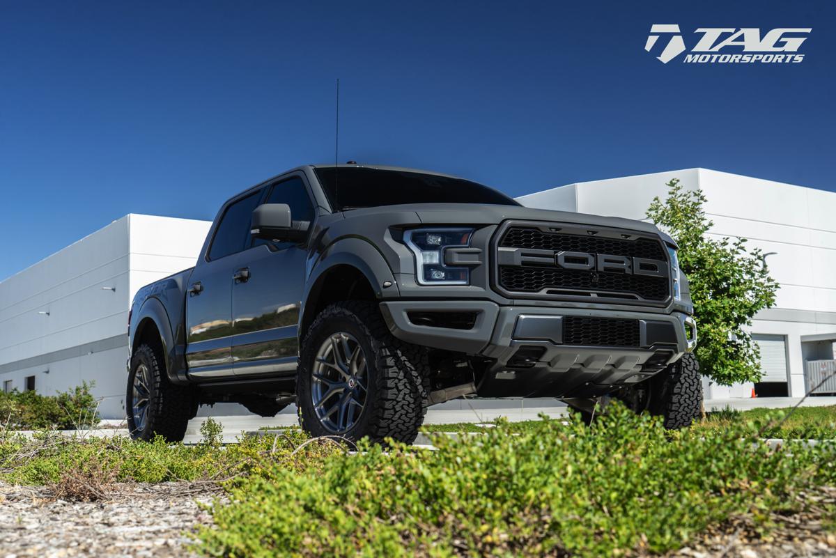 17' Raptor HRE P161