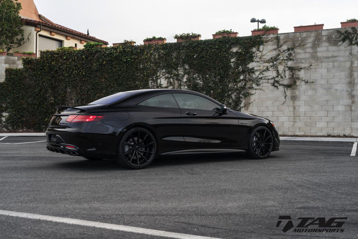 16' S63 Coupe on 22" Vossen CVT