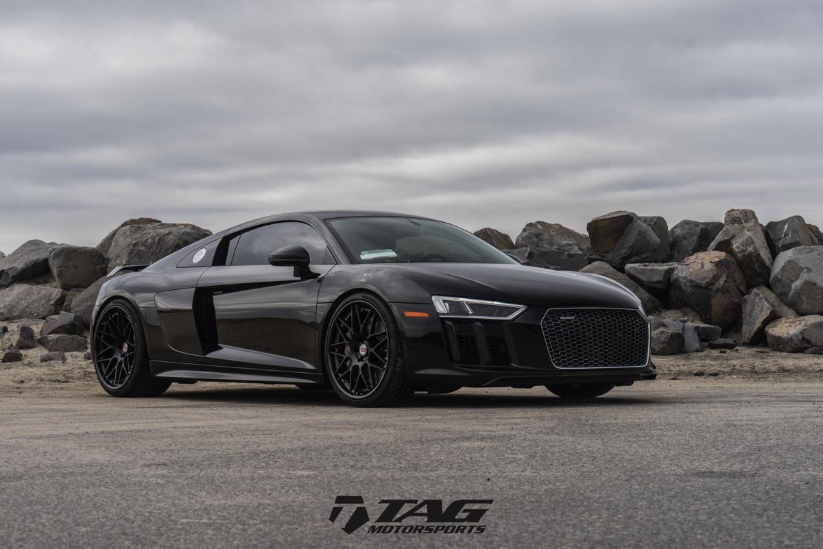 17' R8 on 20/21" HRE RS100