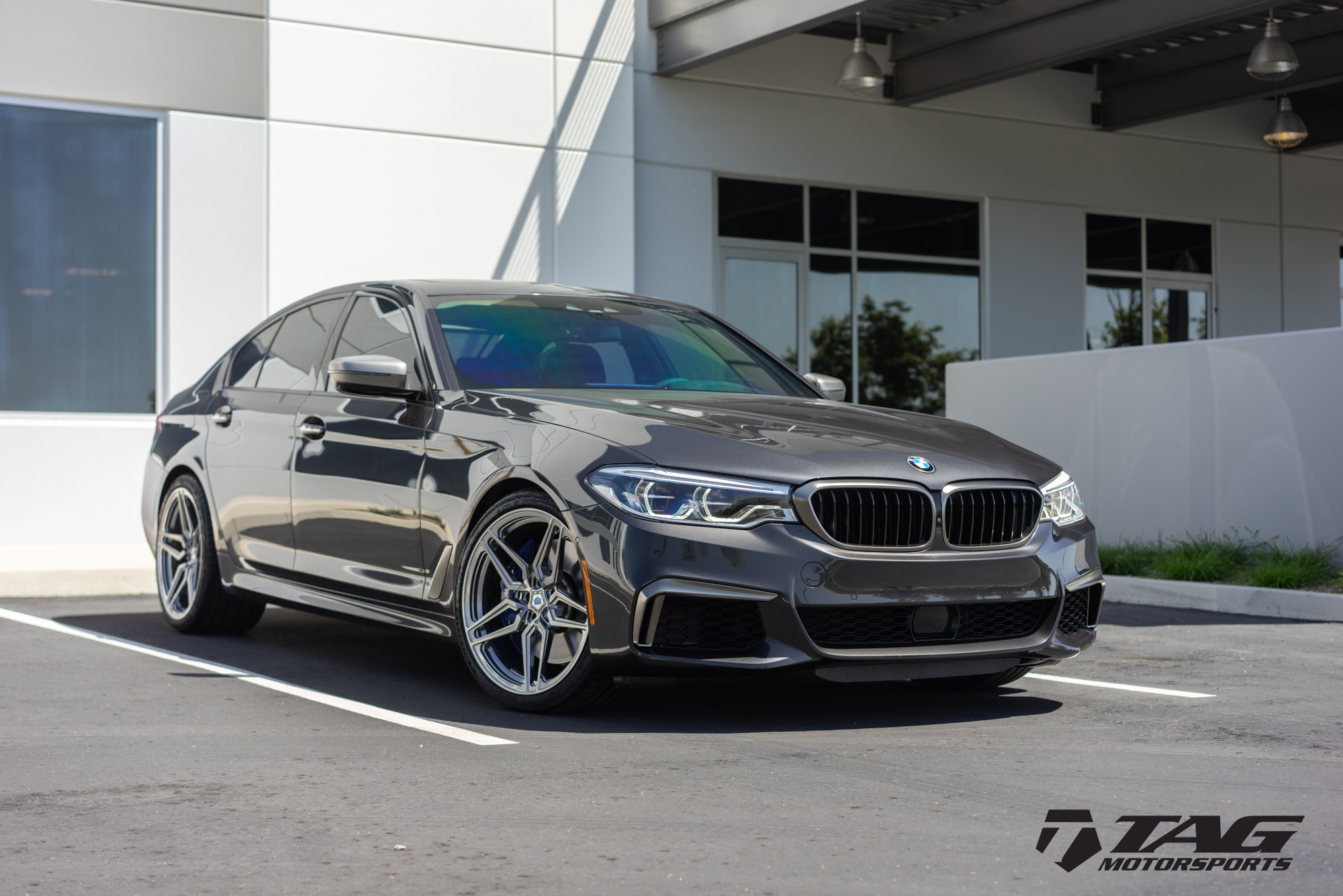 18’ BMW 550i on Vossen Wheels