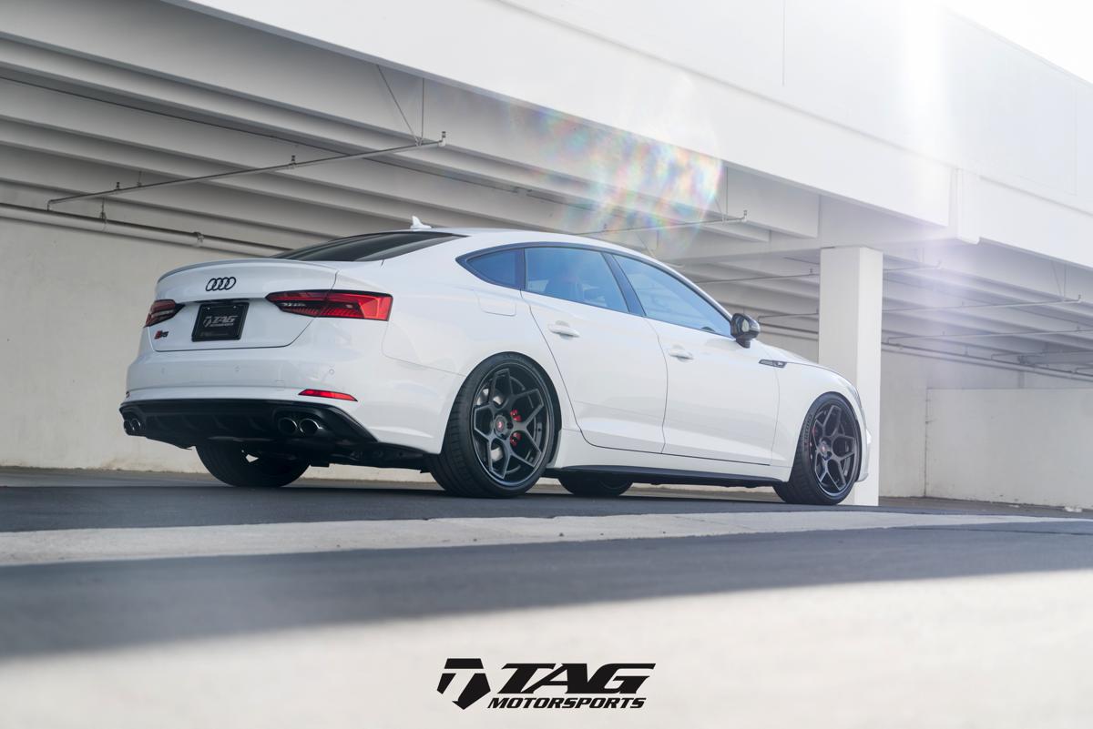 18' B9 S5 Sportback on 20" Vossen Forged CG-205