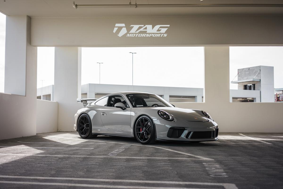 18' Chalk GT3 on HRE R101LW