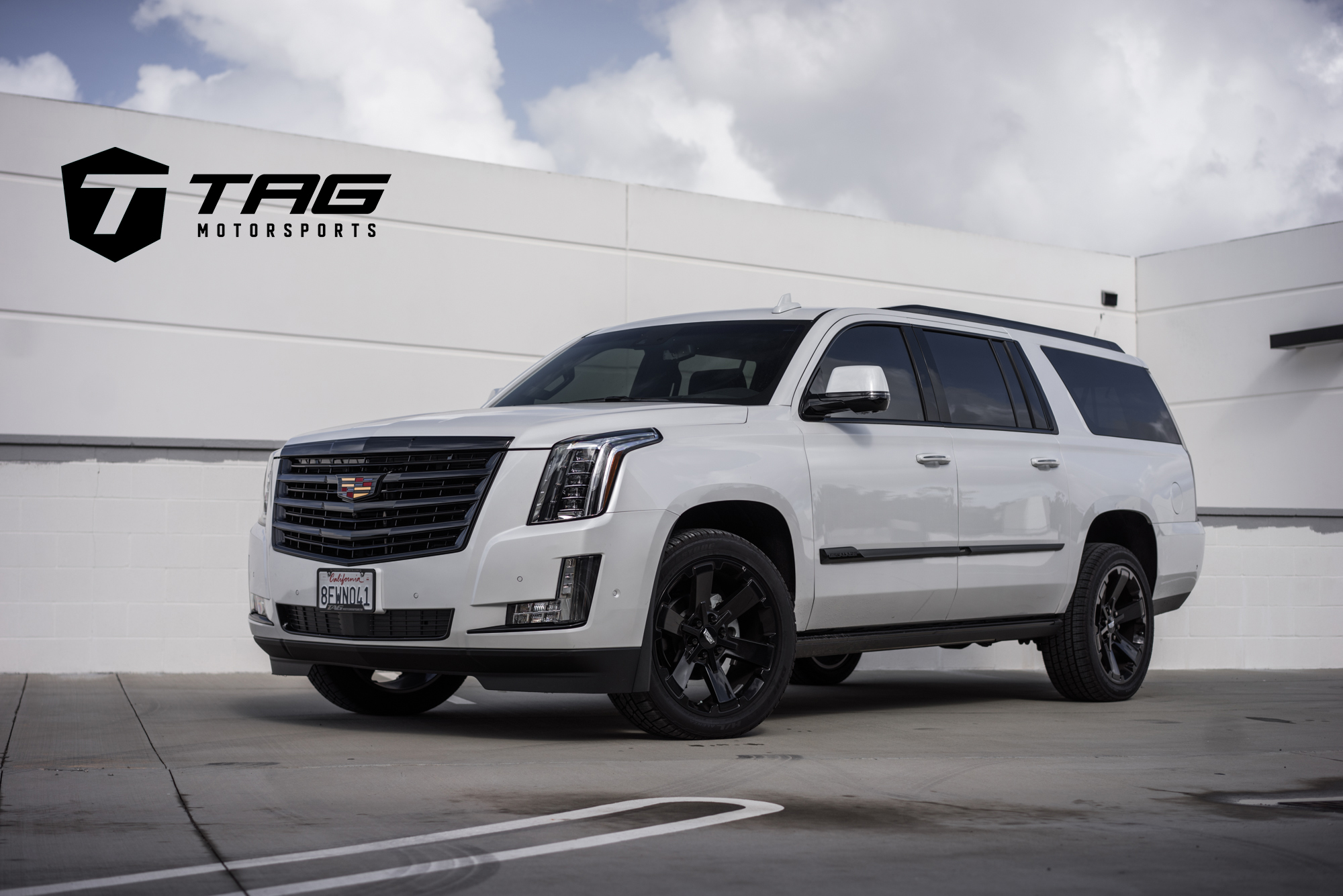 18' Escalade ESV Blackout