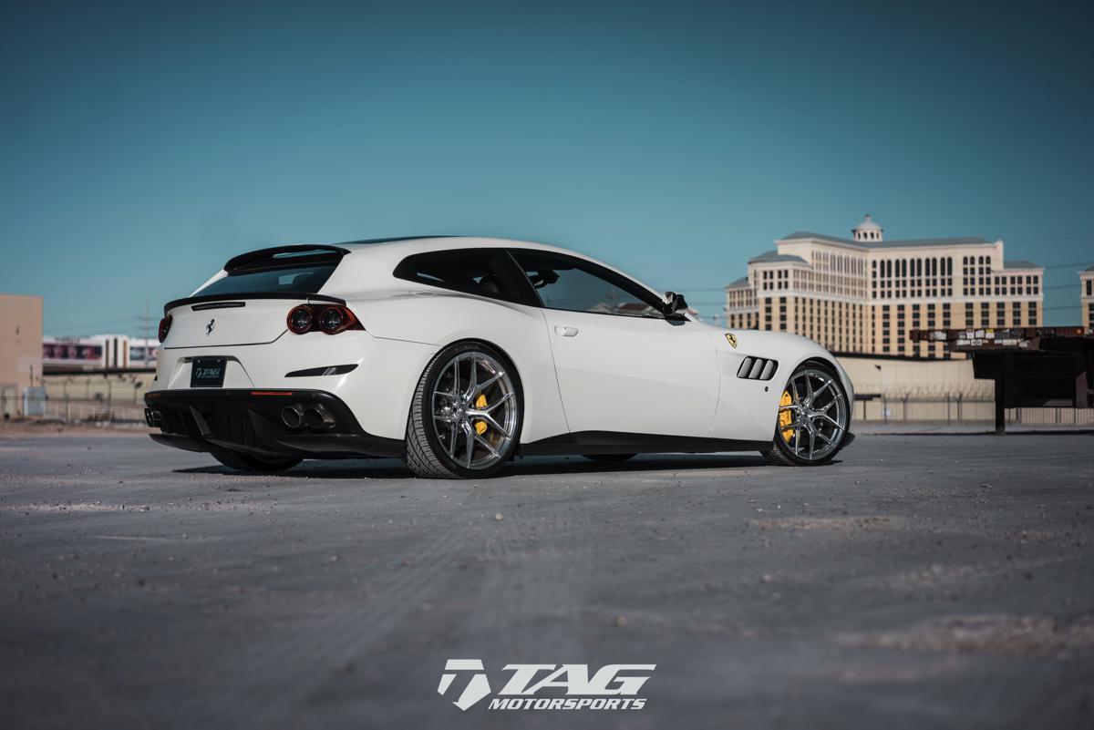 18' Ferrari GTC4Lusso on Vossen S21-01