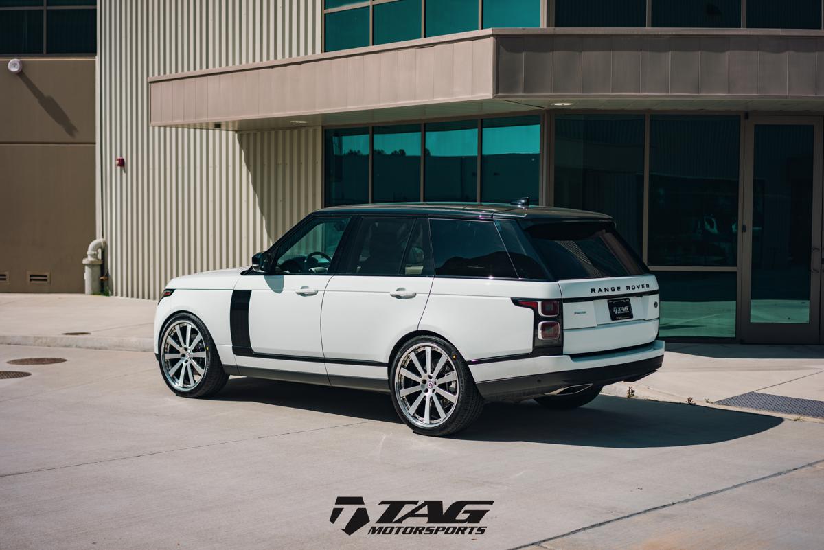 18' Range Rover on 24" HRE 943RL