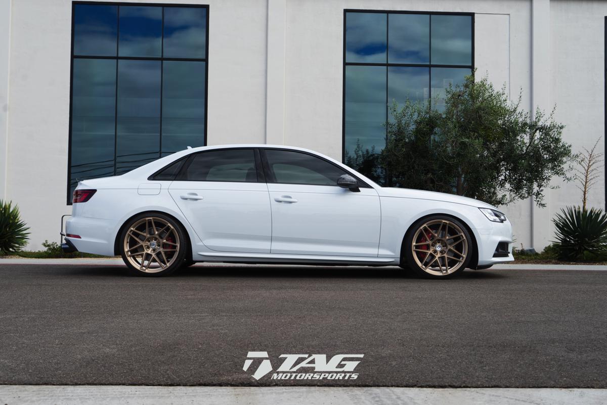 18' S4 on HRE RS200M