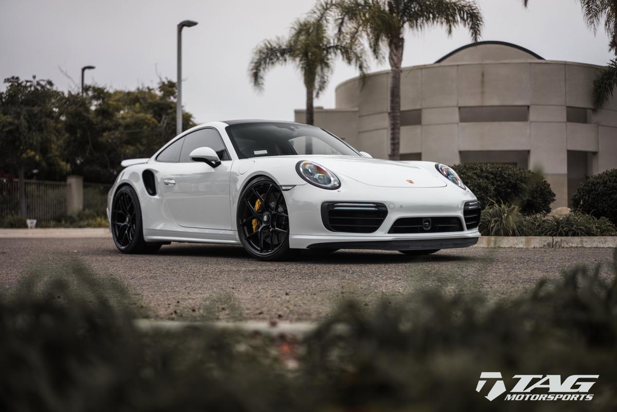 18' Turbo S on 21" HRE R101LW