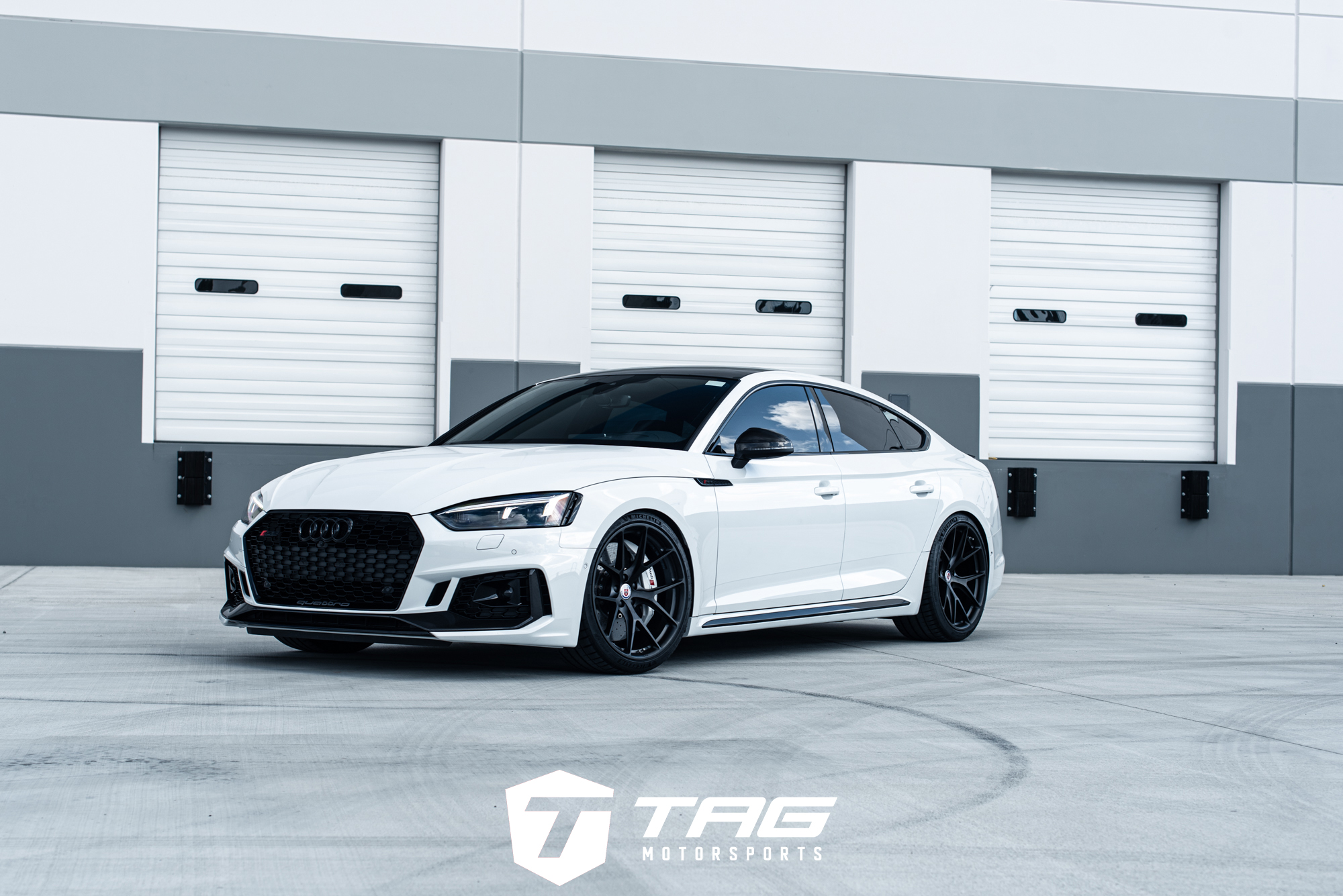 19' Audi RS5 Sportback on HRE P101 Wheels in Satin Black