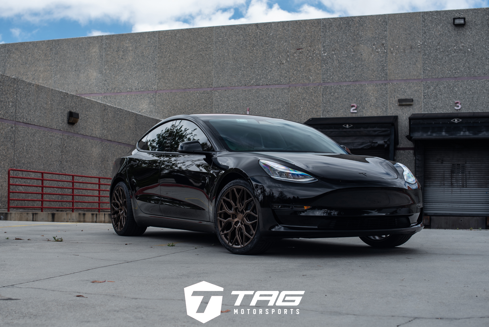 19' Tesla Model 3 on Vossen Wheels