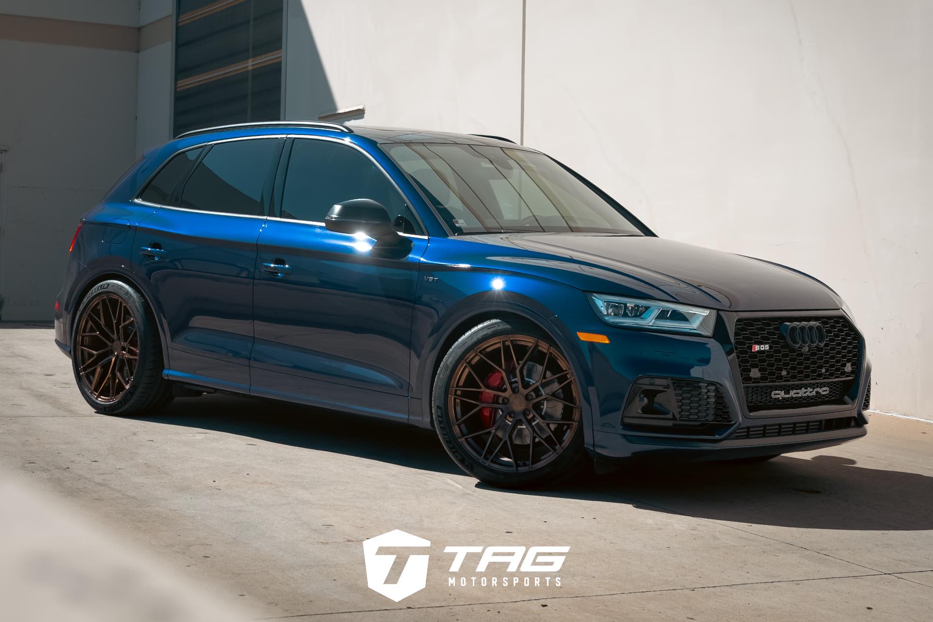 SQ5 on AG M520-R Wheels | CETE Lowered