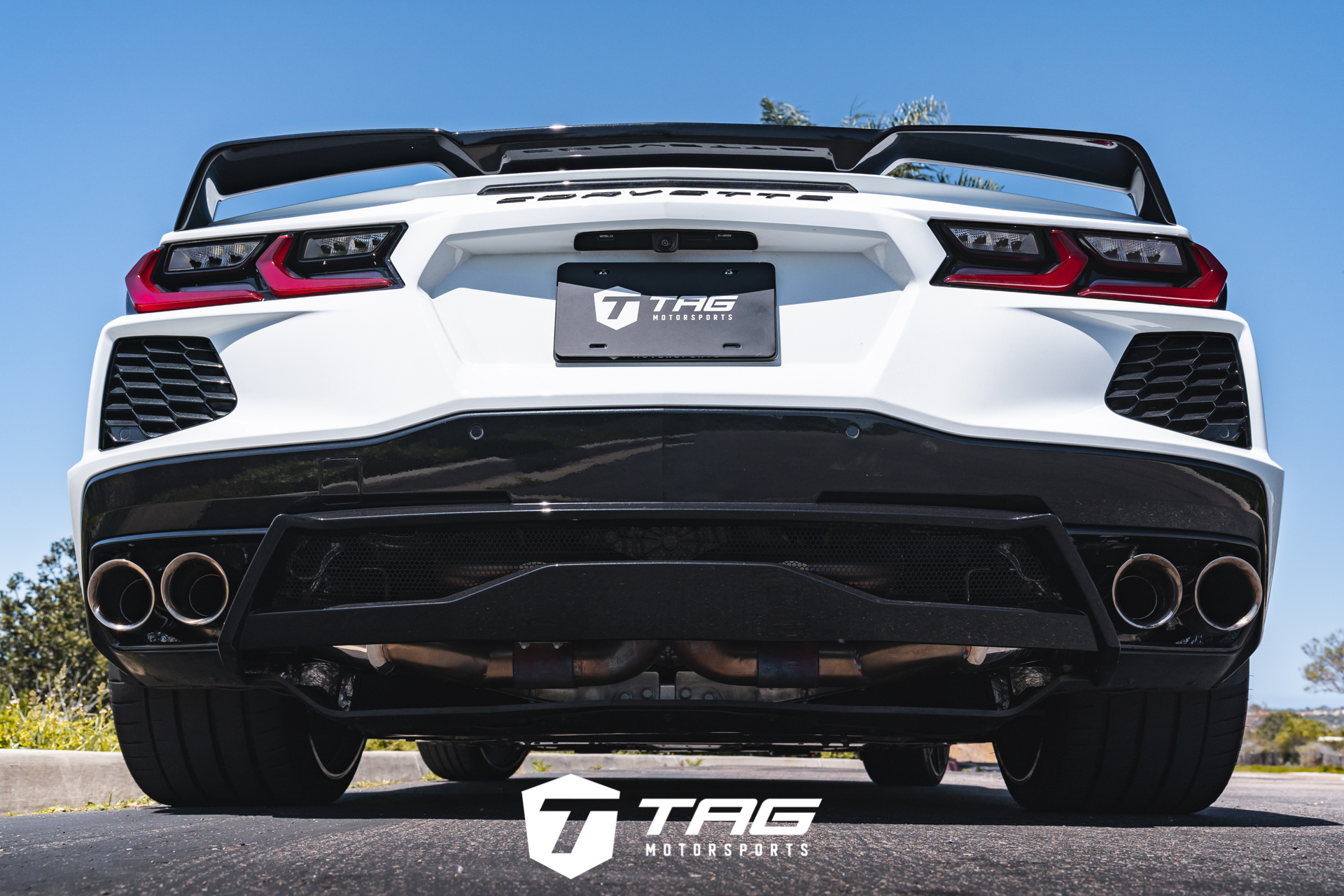 C8 Corvette with Fabspeed Exhaust on Vossen HF-5