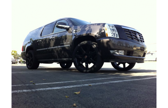 CADILLAC ESCALADE BLACK OUT