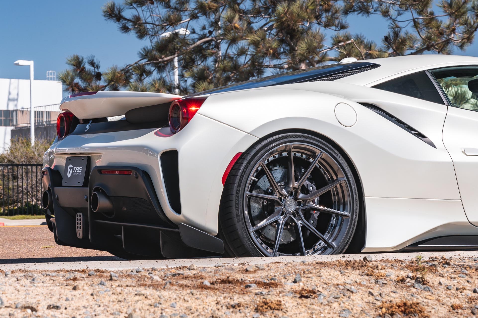 488 Pista on ANRKY Wheels with Novitec Upgrades