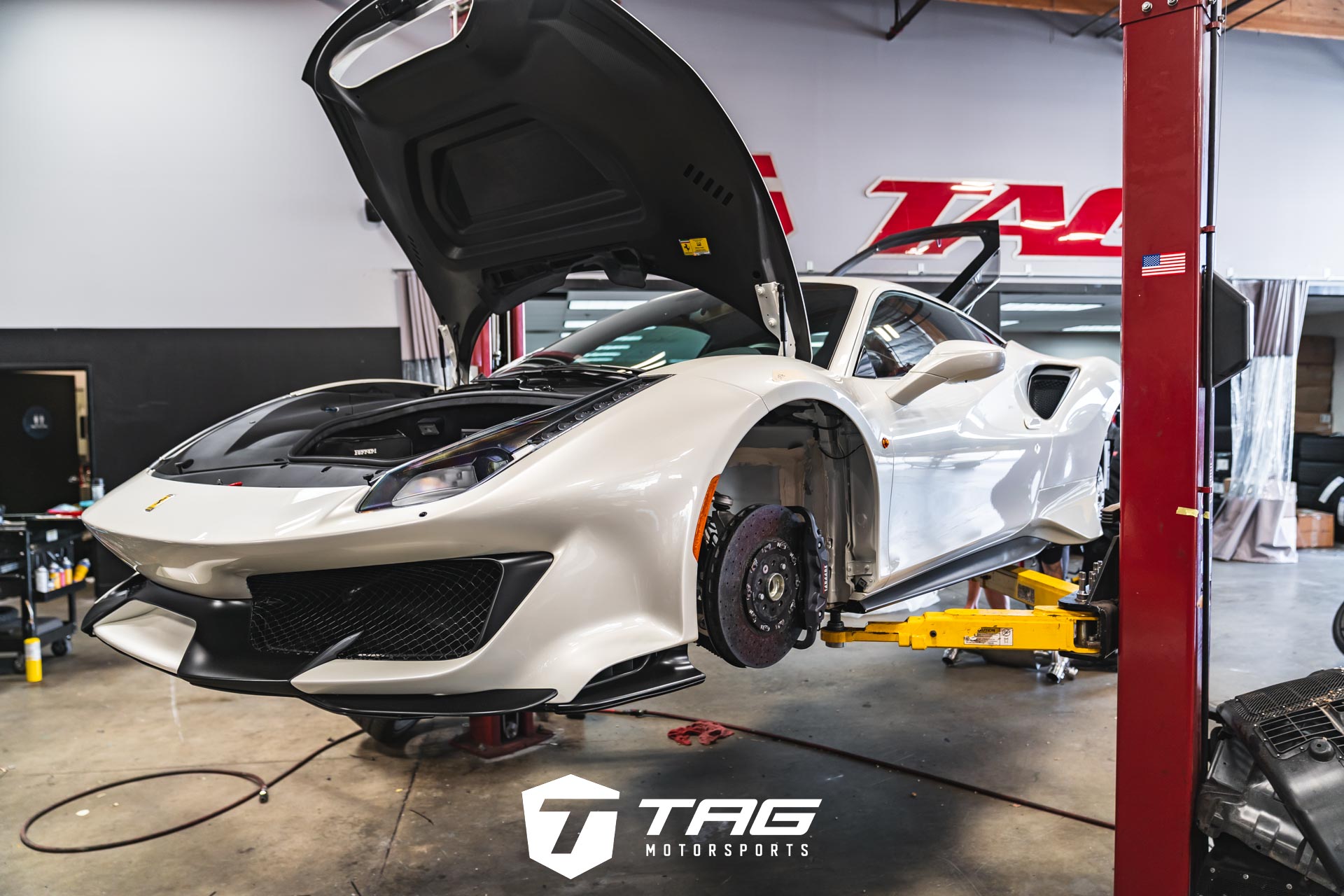 488 Pista Novitec Parts Install