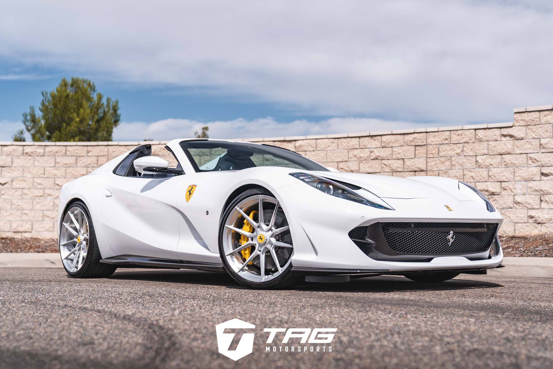 812 GTS Lowered on Novitec NF10 Wheels