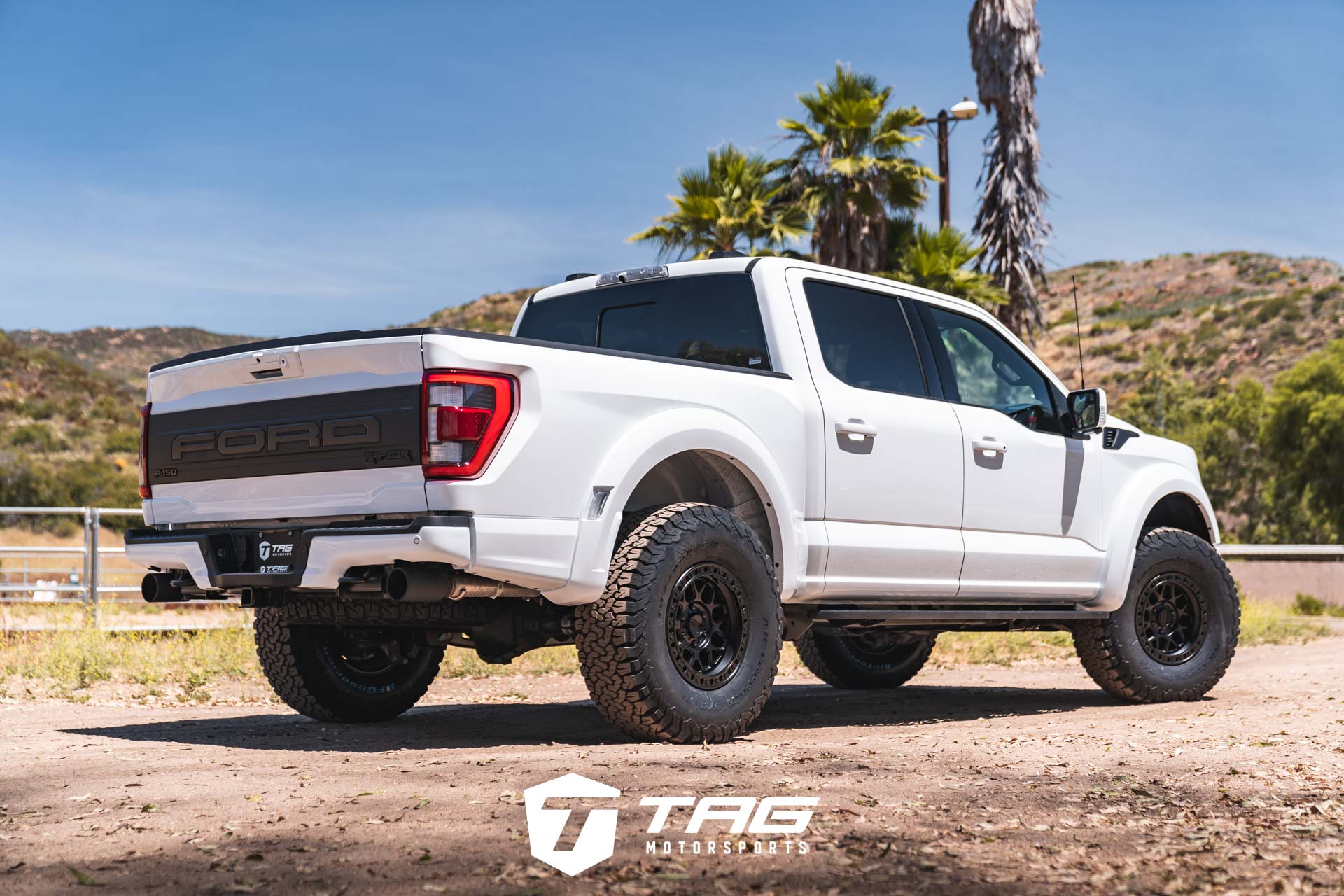 Raptor on KMC Wheels with Painted Fenders