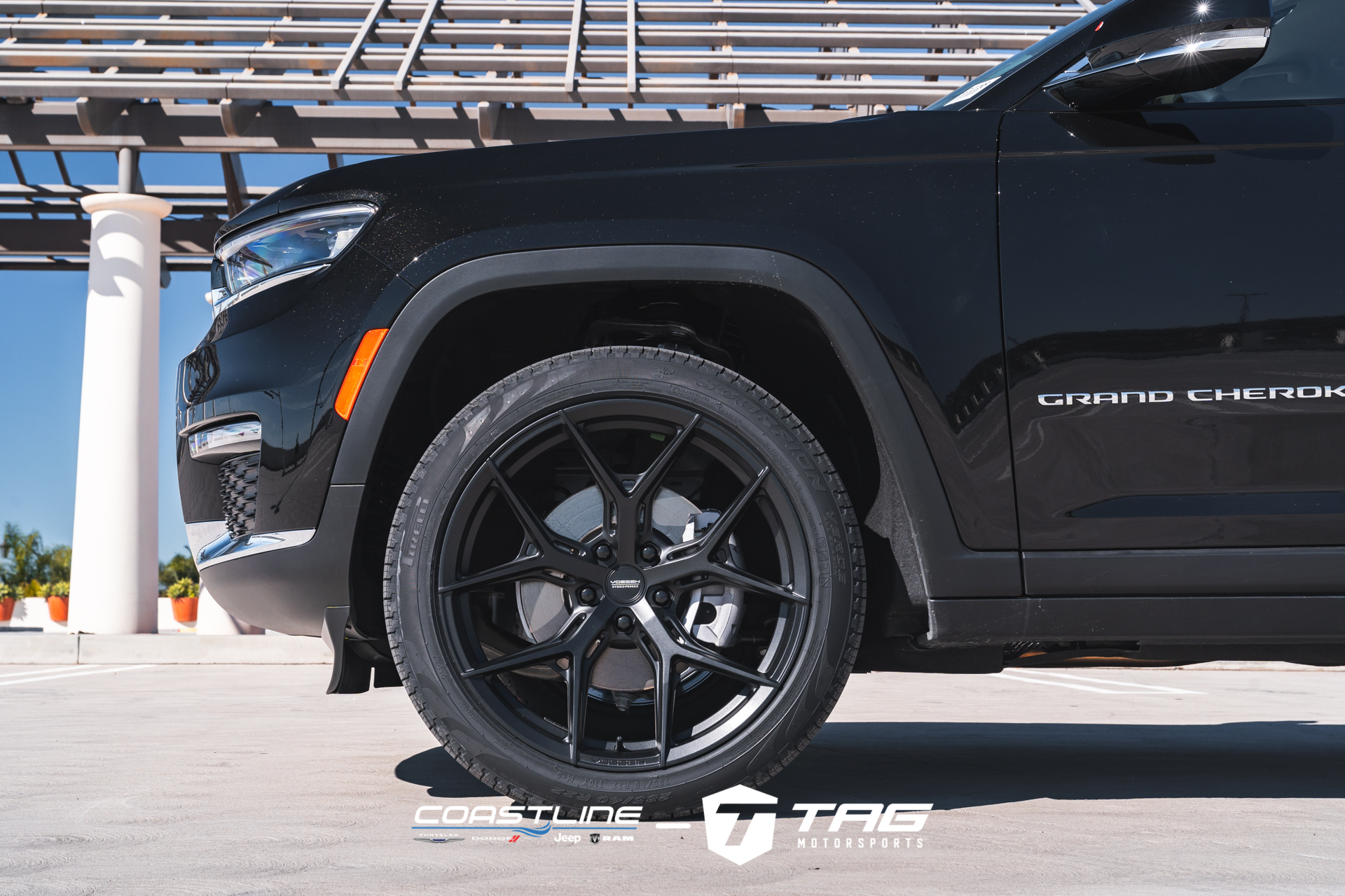 Grand Cherokee L on Vossen HF-5 Wheels