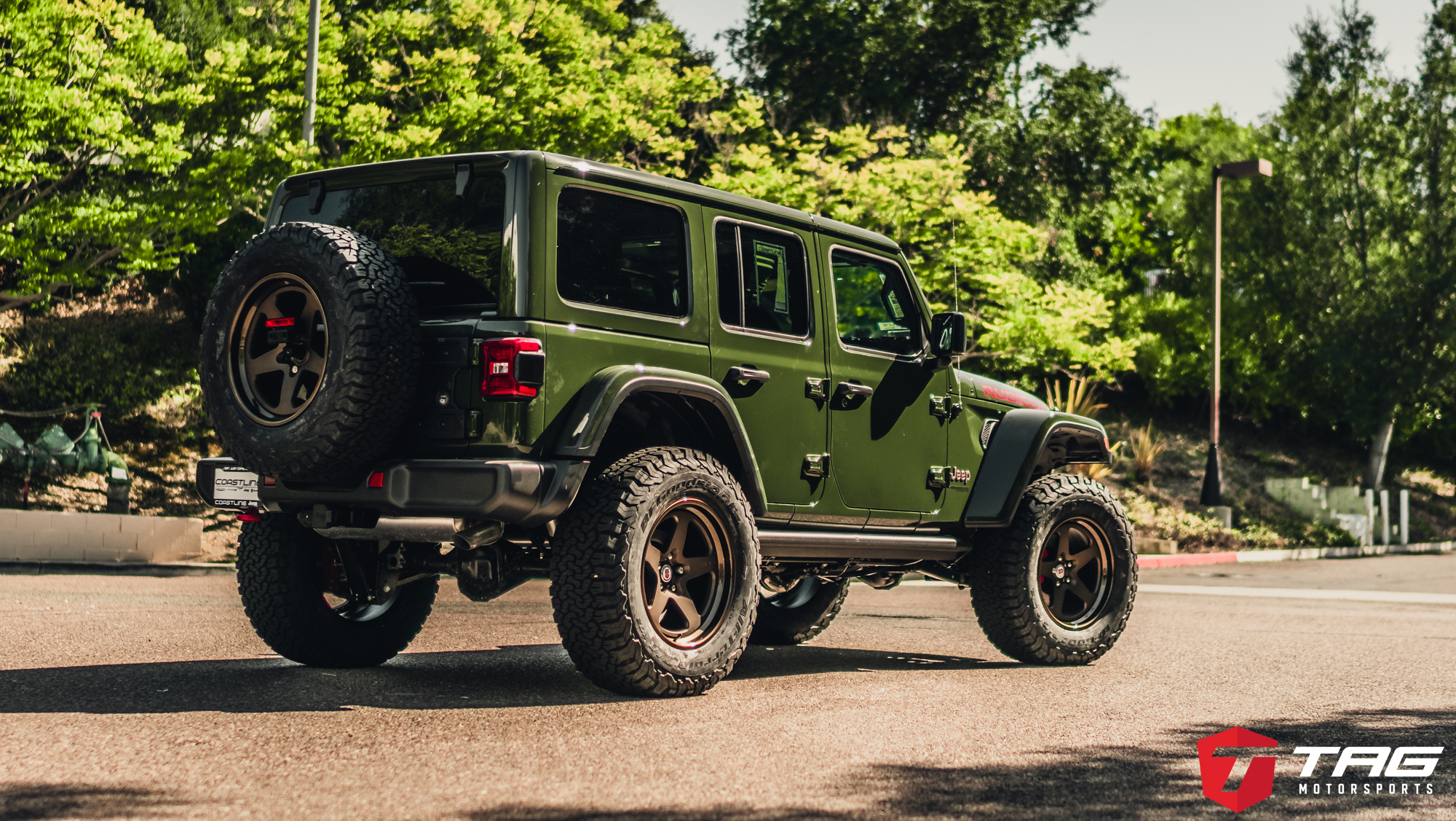 Green Wrangler on Bronze HRE 527s