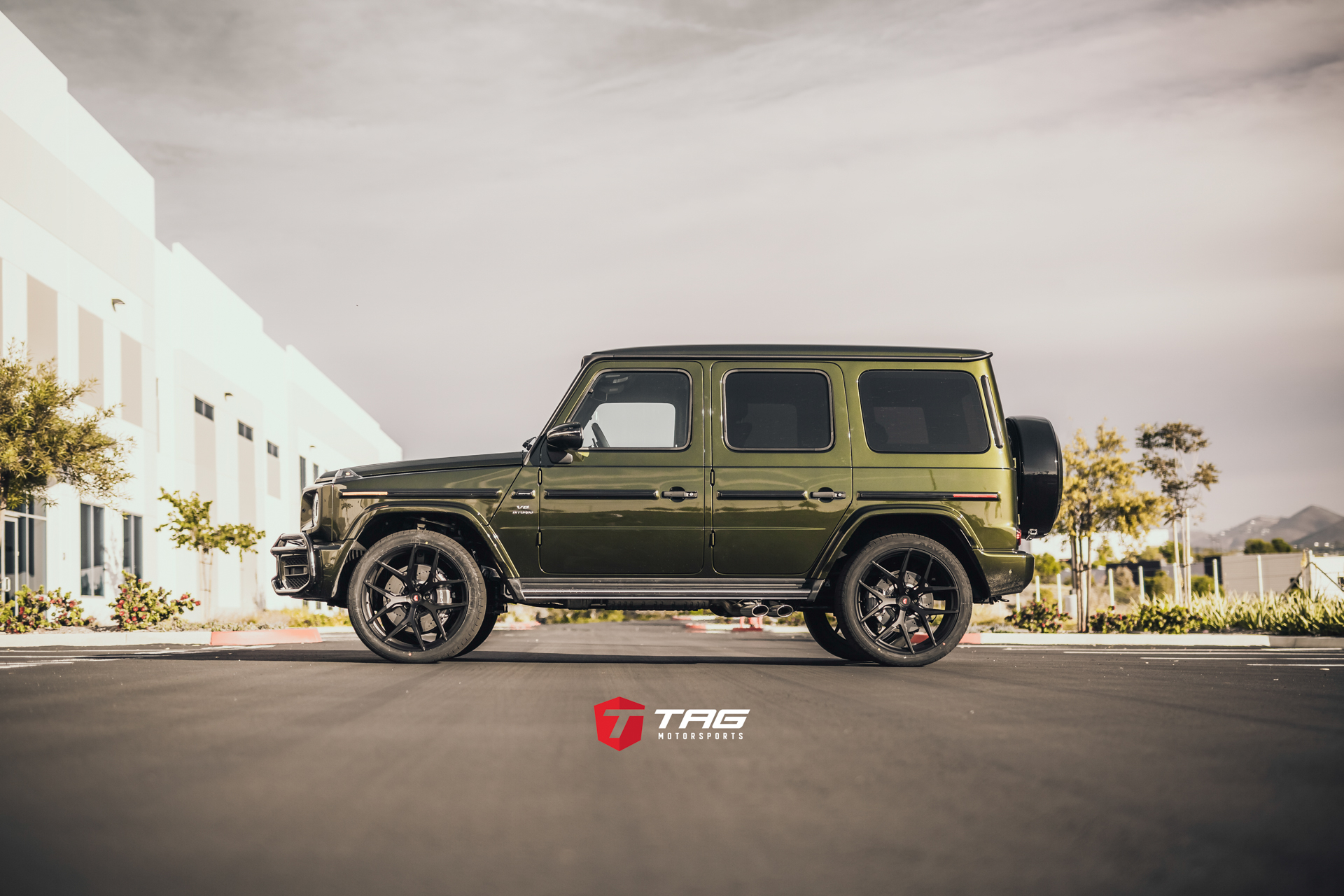 20' G63 on Vossen S21-01 Wheels