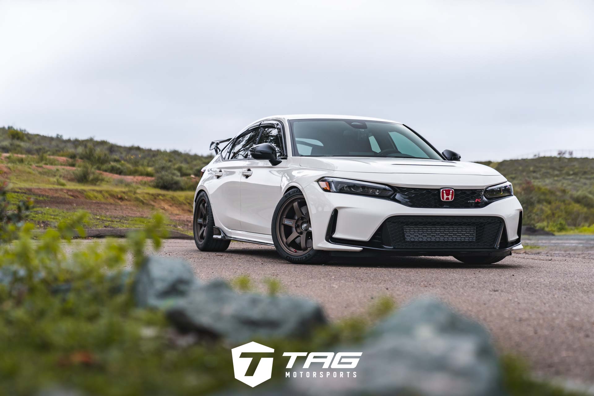 FL5 Civic Type R Lowered on Volk TE37SL Wheels