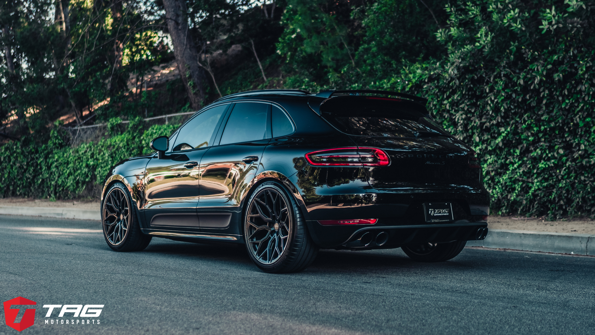 Macan S with TechArt Lowering on Vossen HF-2 Wheels