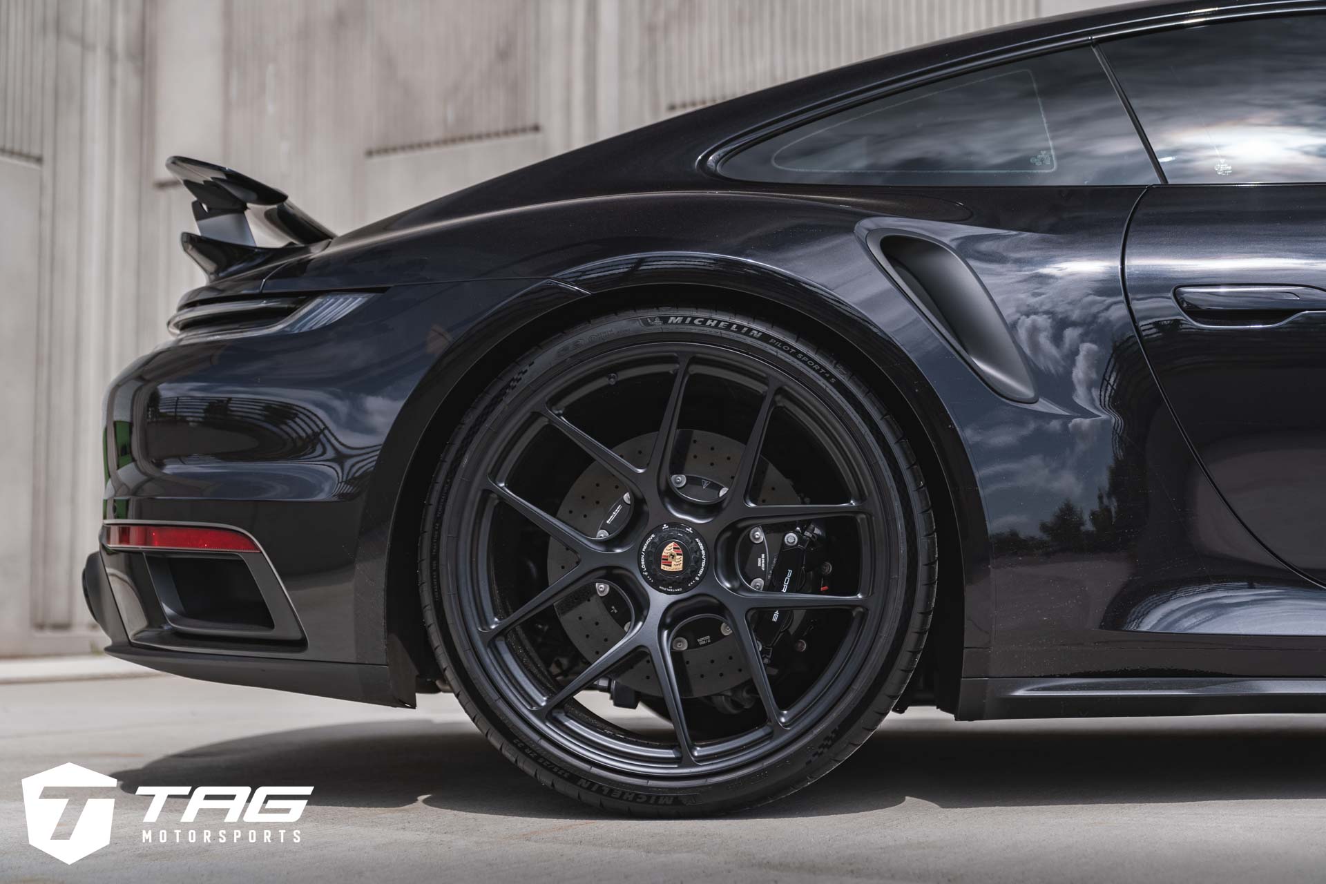 992 Turbo S on HRE R101LW | Fabspeed Exhaust