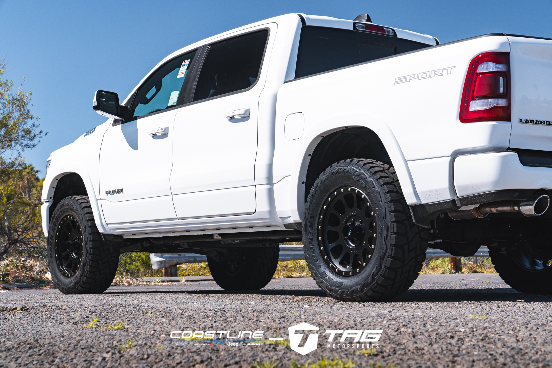 1500 Laramie Sport Lifted on Method Wheels