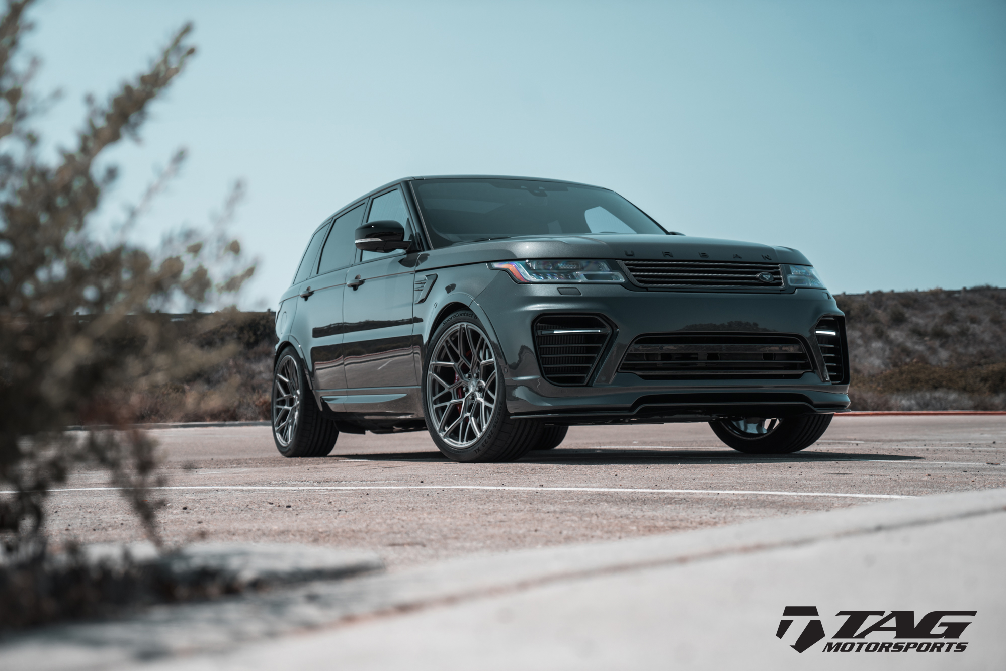 18’ Range Rover Sport on Vossen UV-1