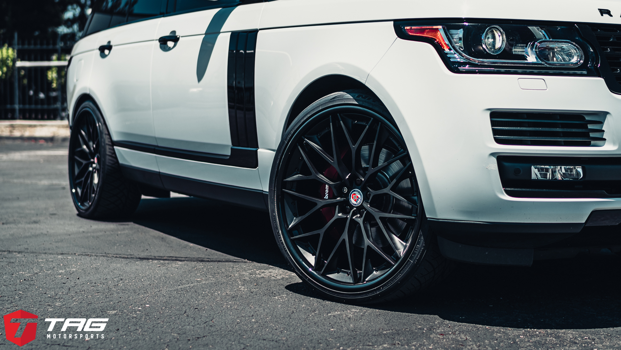 17 Range Rover on HRE S200 H Wheels