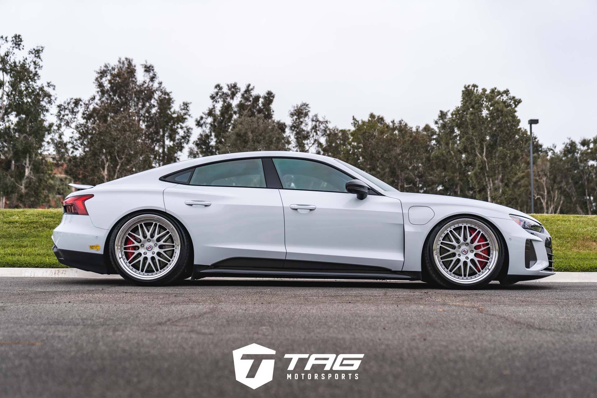 TAG RS e-tron GT on HRE 540C FMR Shoot 2