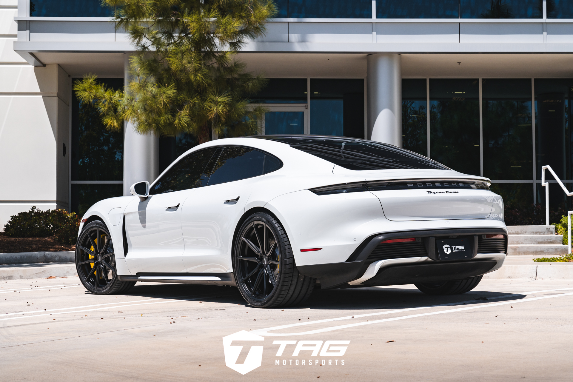 Taycan Turbo on Vossen HF-3 Wheels