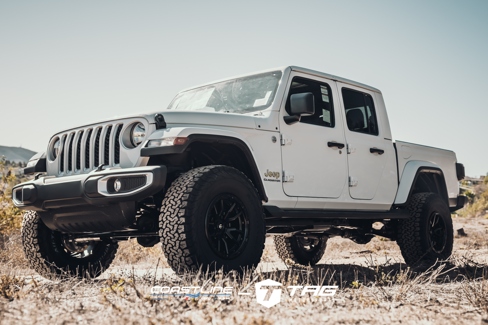 Gladiator Overland Lifted on Fuel Rebel Wheels