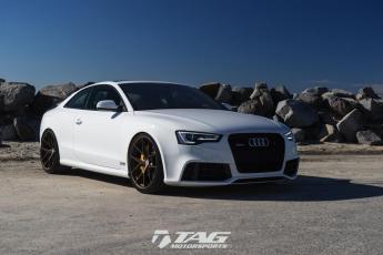 13' RS5 ON HRE P101