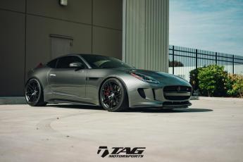16' F-Type on HRE RS200M