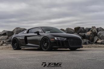 17' R8 on 20/21" HRE RS100