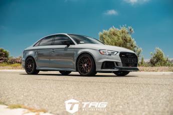 18' RS3 on HRE Classic 300M